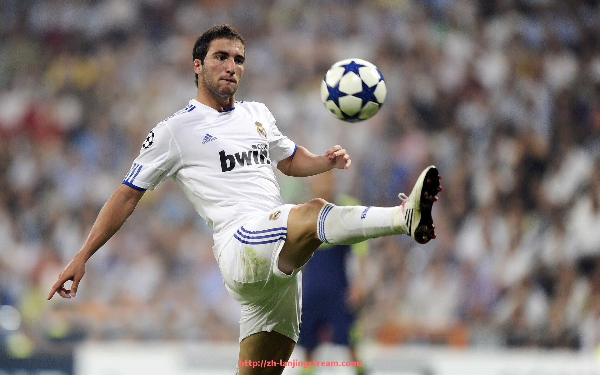 蓝鲸体育直播-皇马2023年世俱杯战术分析:攻防体系构建与比赛策略深度解读